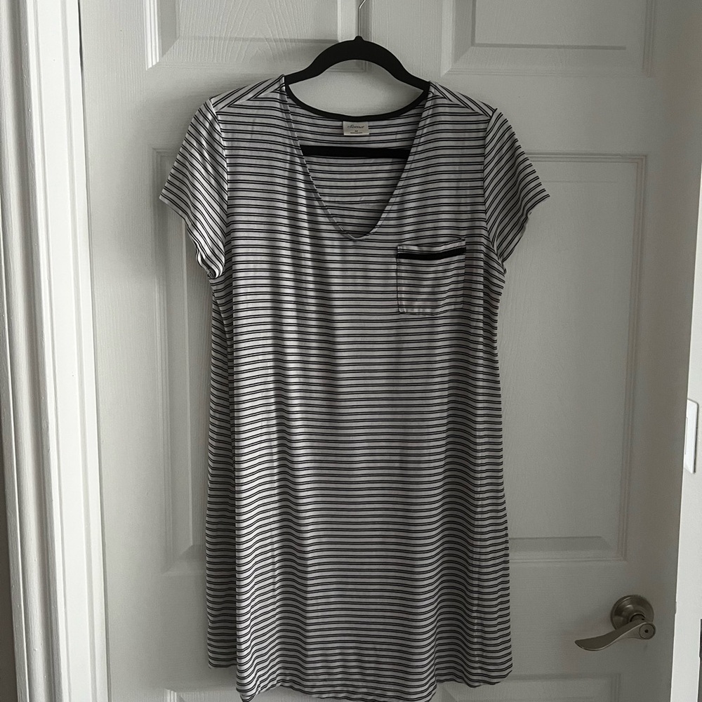Soma Black and White Striped Sleep Shirt